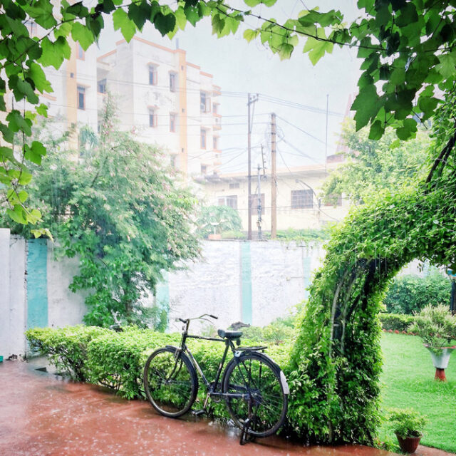 Monsoons Are Very Yummy with Masala Chai and Samosas